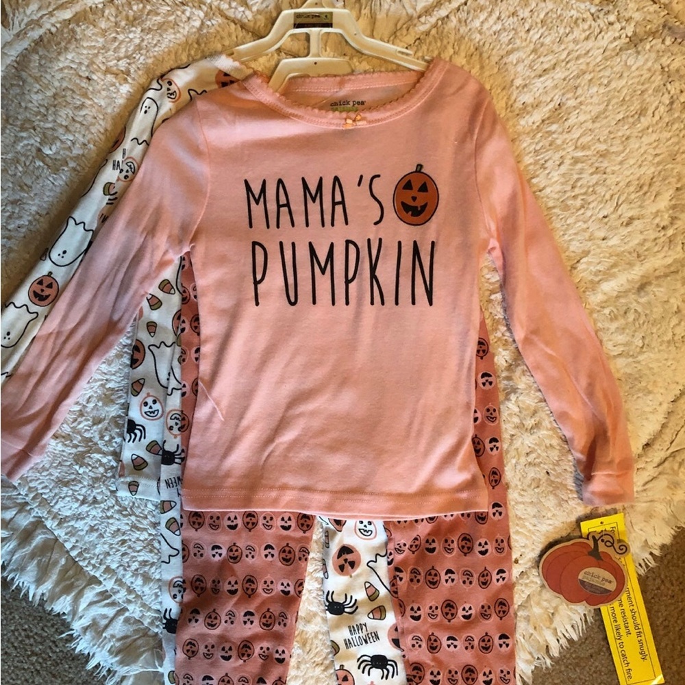 CHIC PEA HALLOWEEN PAJAMAS